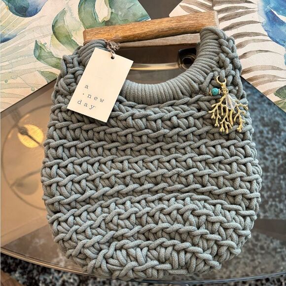 A New Day Macrame Beachy Boho Bag with Jewel Accent - Picture 1 of 6